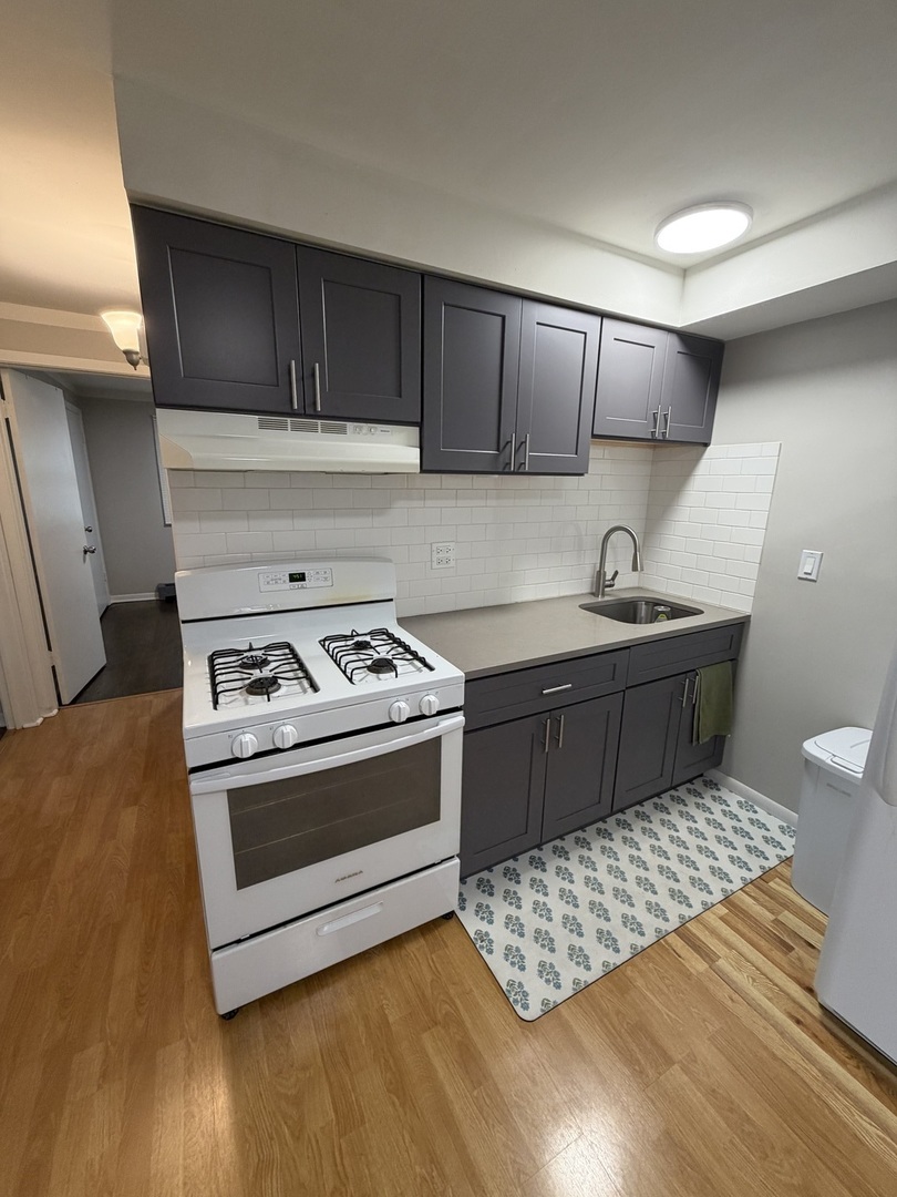 Residential Lease in Willow Springs 3
