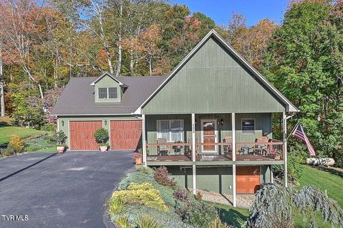122 Orchard Meadows Ln, Roan Mountain, TN, 37687-3506 | Card Image