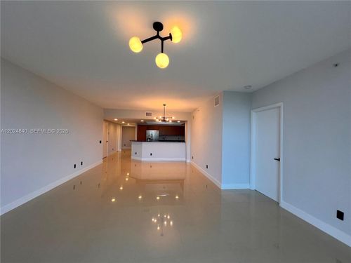 401-14951 Royal Oaks Ln, North Miami, FL, 33181-2475 | Card Image