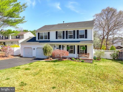 767 Buccaneer Ln, Manahawkin, NJ, 08050-5218 | Card Image