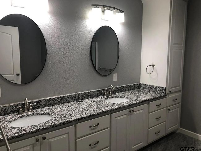 23235 County Road 121, House other with 3 bedrooms, 2 bathrooms and null parking in Bullard TX | Image 14