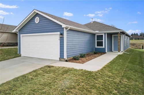 37805 W 208th Ter, Edgerton, KS, 66021-6509 | Card Image
