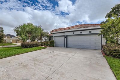 3002 Florida Elm Place, House other with 4 bedrooms, 2 bathrooms and null parking in Seffner FL | Image 3