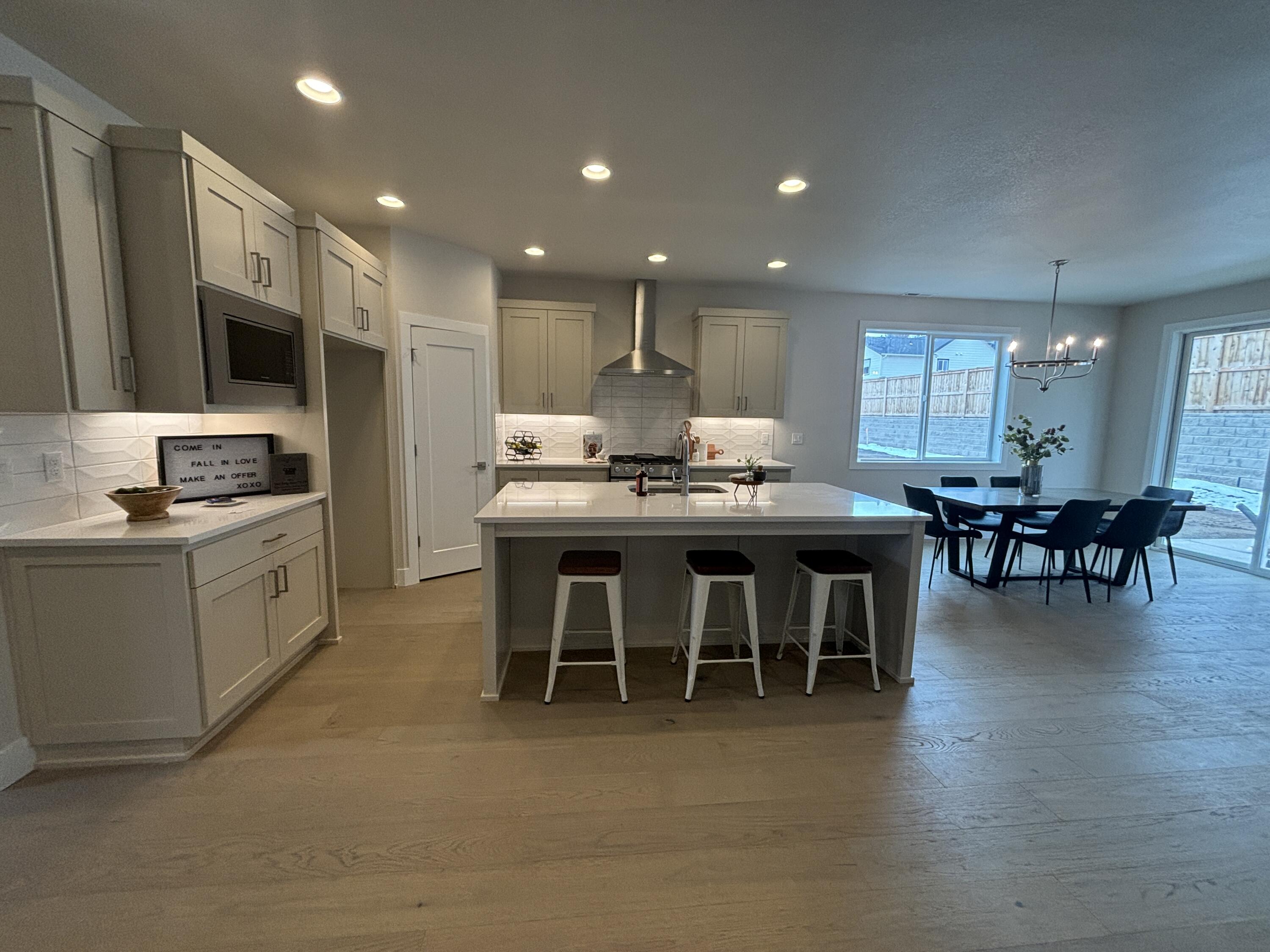 Grand Meadow Ln, Bend, OR 97703