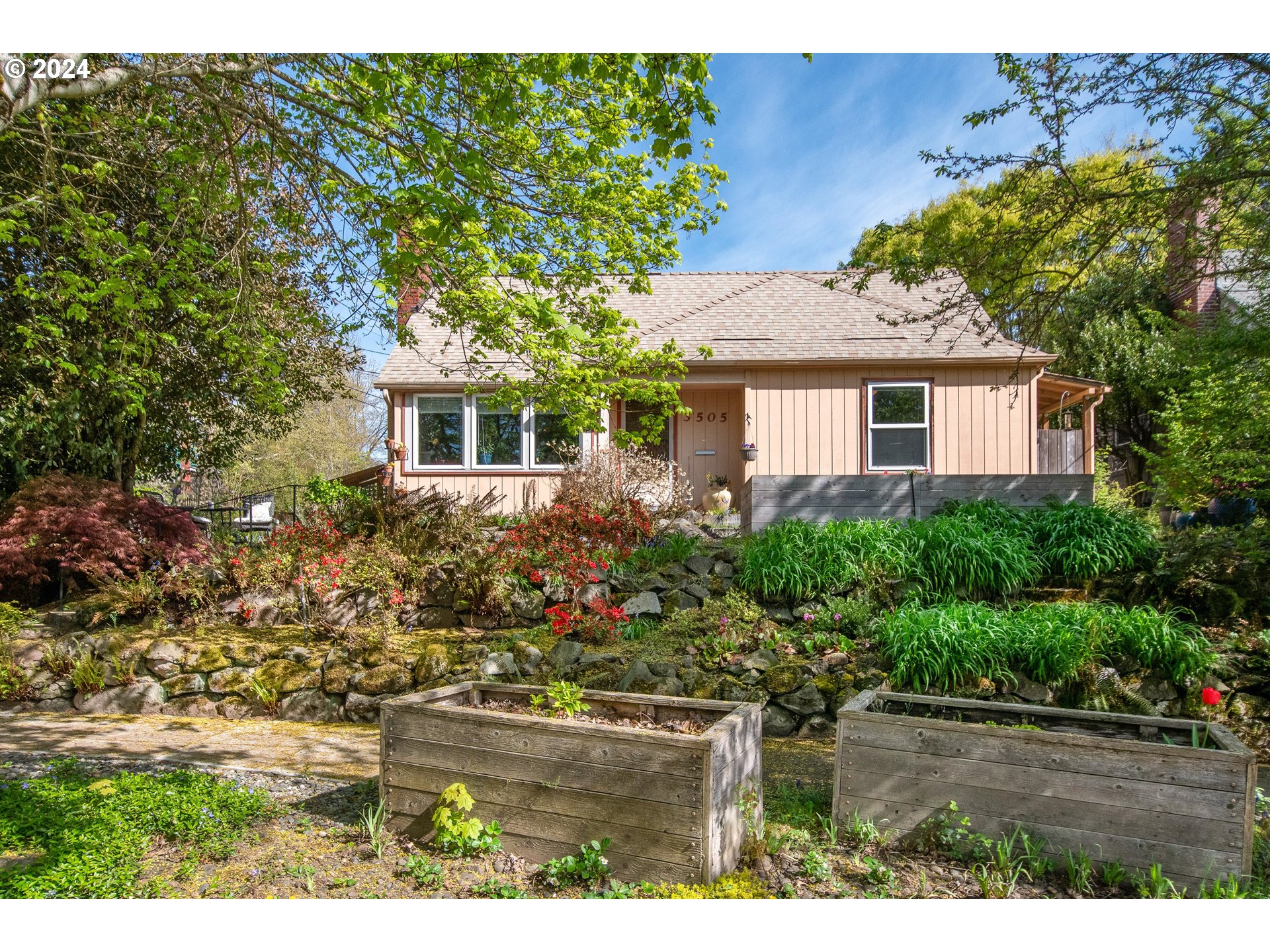 Tibbetts St, Portland, OR 97202