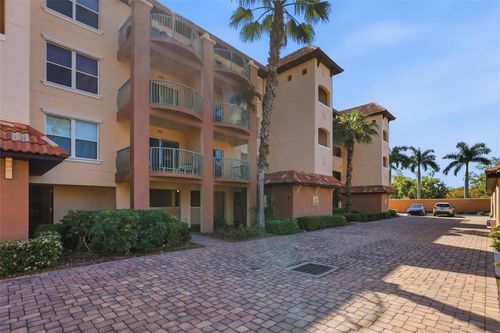 apt-e4-1695 Pinellas Bayway S, TIERRA VERDE, FL, 33715-2544 | Card Image