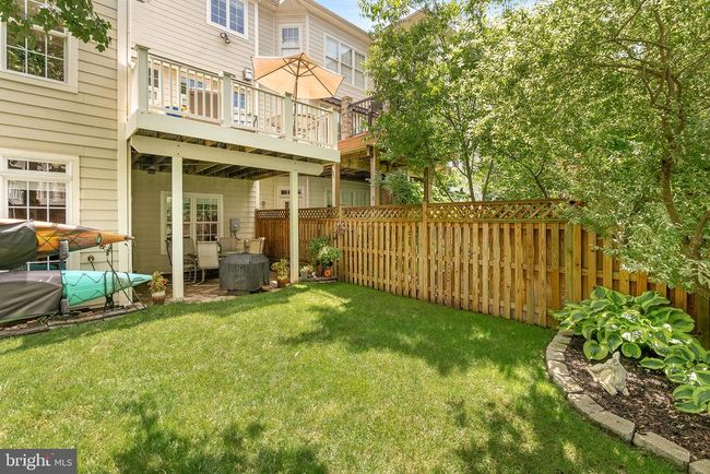19101 Icehouse Ter, Townhouse with 3 bedrooms, 4 bathrooms and null parking in Lansdowne VA | Image 46