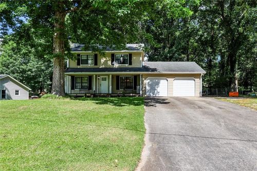 3129 N Woods Trl, Douglasville, GA, 30135-1911 | Card Image