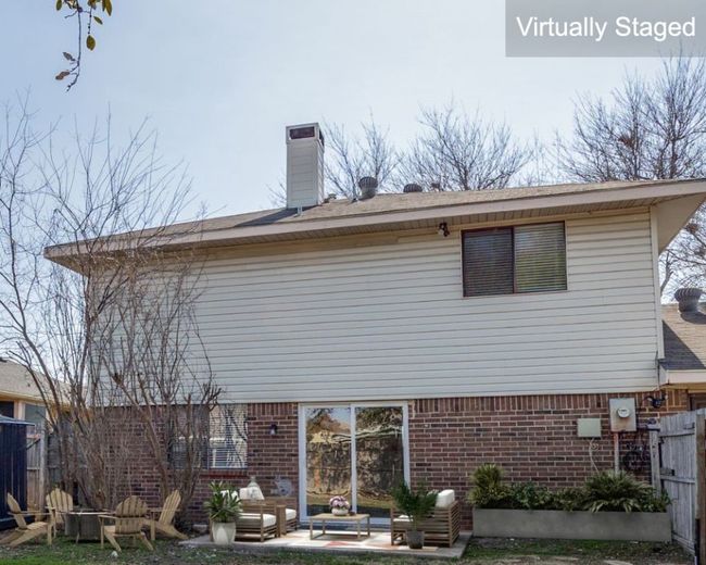 2623 Summertree Dr, House other with 3 bedrooms, 3 bathrooms and null parking in Carrollton TX | Image 5