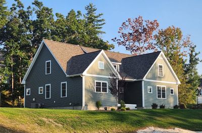 8 Overlook Circle, House other with 3 bedrooms, 1 bathrooms and null parking in Auburn NH | Image 1