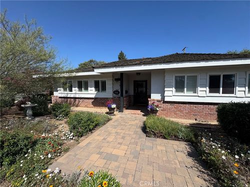500 Briarwood, Brea, CA, 92821 | Card Image