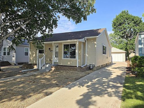3412 S Alabama Avenue, Milwaukee, WI, 53207 | Card Image