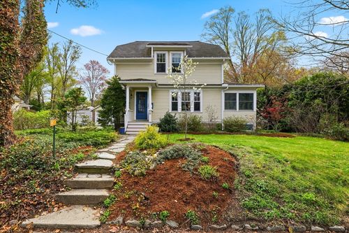 94 Vernon Street, Northampton, MA, 01060 | Card Image