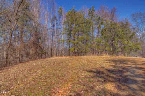 4575 Crooked Creek Way, Maryville, TN, 37803-3387 | Card Image