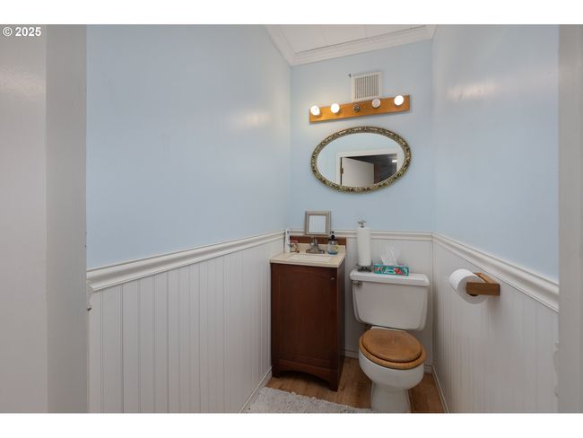 205 Sw Highway 101, Home with 0 bedrooms, 0 bathrooms and null parking in Waldport OR | Image 13