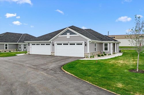 902-508 Hunter Oaks Boulevard, WATERTOWN, WI, 53094 | Card Image