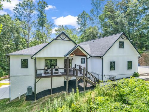 5717 Turnpike Rd, Horse Shoe, NC, 28742-0137 | Card Image