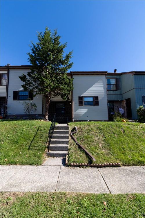 1619 Shenandoah Court, South Whitehall Twp, PA, 18104 | Card Image
