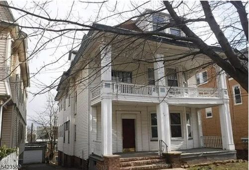 1-44 Farley Ave, Newark, NJ, 07108-1509 | Card Image