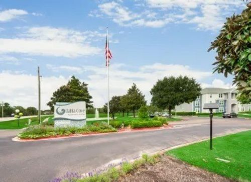 907-901 Fm 517 Road W, Dickinson, TX, 77539 | Card Image