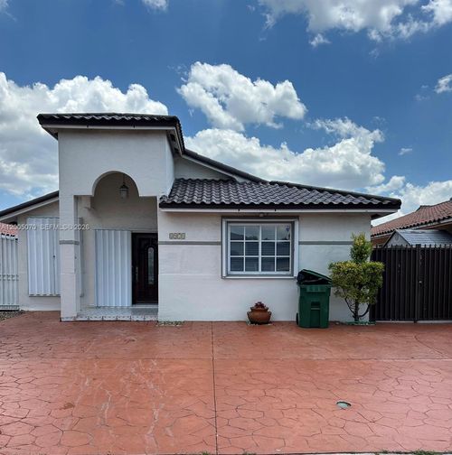8974 Nw 112th St, Hialeah Gardens, FL, 33018 | Card Image