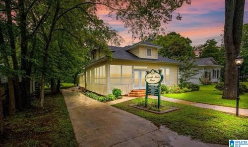 208 E College St, Columbiana, AL, 35051-9380 | Card Image