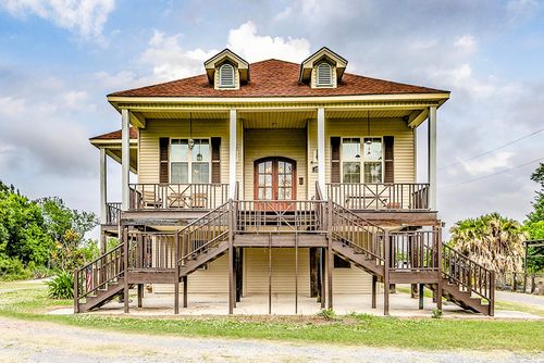 4765 Grand Caillou Rd, Houma, LA, 70363-7257 | Card Image