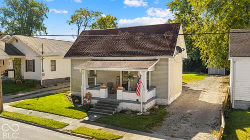 12 Beveridge St, Greencastle, IN, 46135-1907 | Card Image