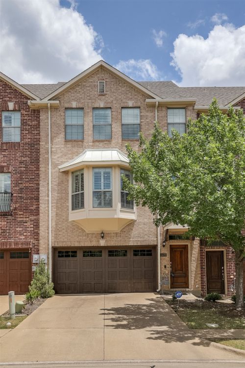 1429 Fox Run Dr, Irving, TX, 75063-3422 | Card Image