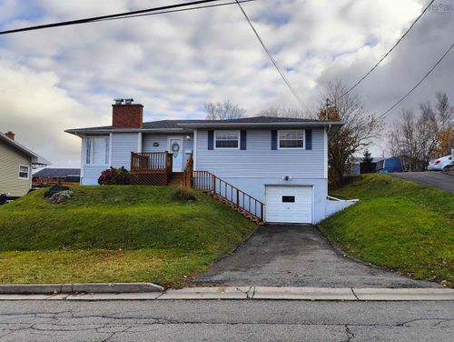 30 Harold St, Sydney, NS, B1P3L9 | Card Image