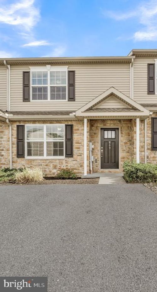 869 Gregs Drive, Harrisburg, PA, 17111 | Card Image