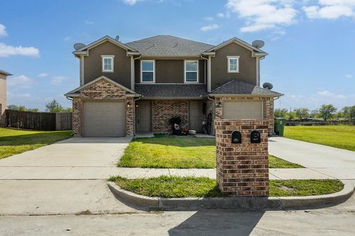517-517 Harris St, Gunter, TX, 75058-2121 | Card Image