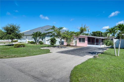613 107th Ave N, NAPLES, FL, 34108-1856 | Card Image