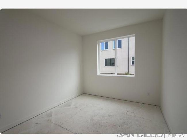 UNIT-61 - 5355 Seacliff Pl, Condo with 3 bedrooms, 2 bathrooms and 2 parking in San Diego CA | Image 12