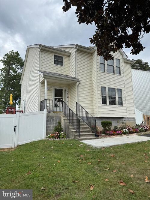 9514 Washington Ave, LAUREL, MD, 20723-1867 | Card Image