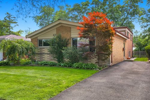 613 Leamington Avenue, Wilmette, IL, 60091 | Card Image