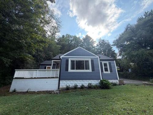 320 Cypress St, Pineville, KY, 40977-1422 | Card Image
