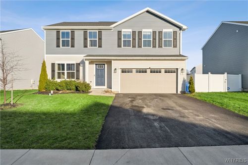 32 Florence Ln, Amherst, NY, 14228-1181 | Card Image