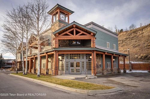 975 W Broadway Ave, Jackson, WY, 83001-8649 | Card Image