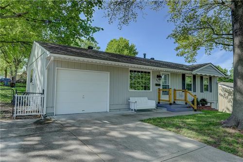 19021 E Ponca Drive, Independence, MO, 64056 | Card Image