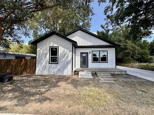 1007 E Broadway St, Gainesville, TX, 76240-4237 | Card Image