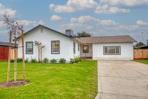 2528 16th Ave, Kingsburg, CA, 93631-1113 | Card Image