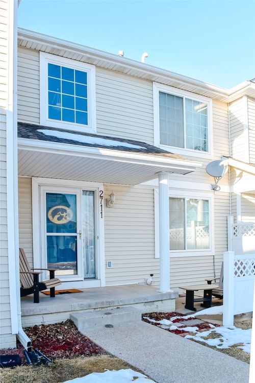 2711 Nw Heritage Ave, Ankeny, IA, 50023-4637 | Card Image