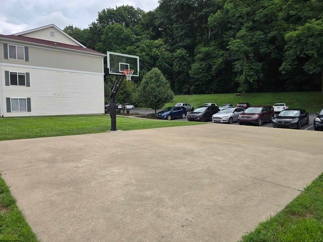1205 University Commons Dr, Condo with 4 bedrooms, 4 bathrooms and 3 parking in Star City WV | Image 38