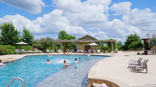 12228 Latticework, House other with 3 bedrooms, 2 bathrooms and null parking in Schertz TX | Image 4