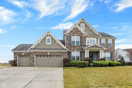 1266 Colinbrook Cir, Greenwood, IN, 46143-3608 | Card Image