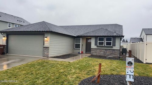 6104 Whitman Ave, Yakima, WA, 98903-1279 | Card Image
