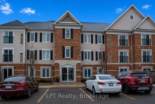 106-94 Aspen Springs Dr, Clarington, ON, L1C5N4 | Card Image