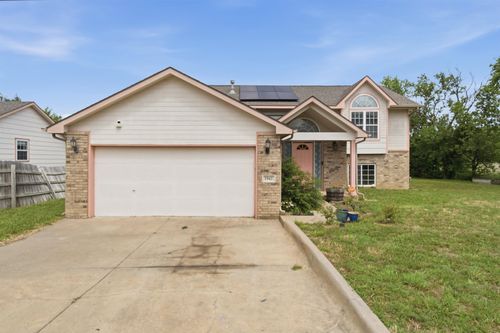 1942 S Chateau St, Wichita, KS, 67207-7703 | Card Image
