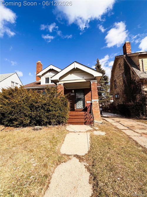 14600 Strathmoor St, Detroit, MI, 48227-4820 | Card Image